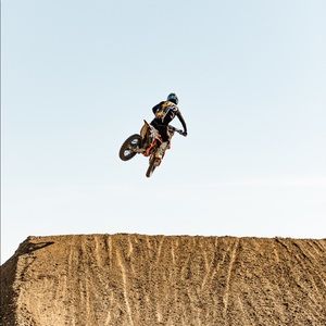 Meet your Posher, Tanner